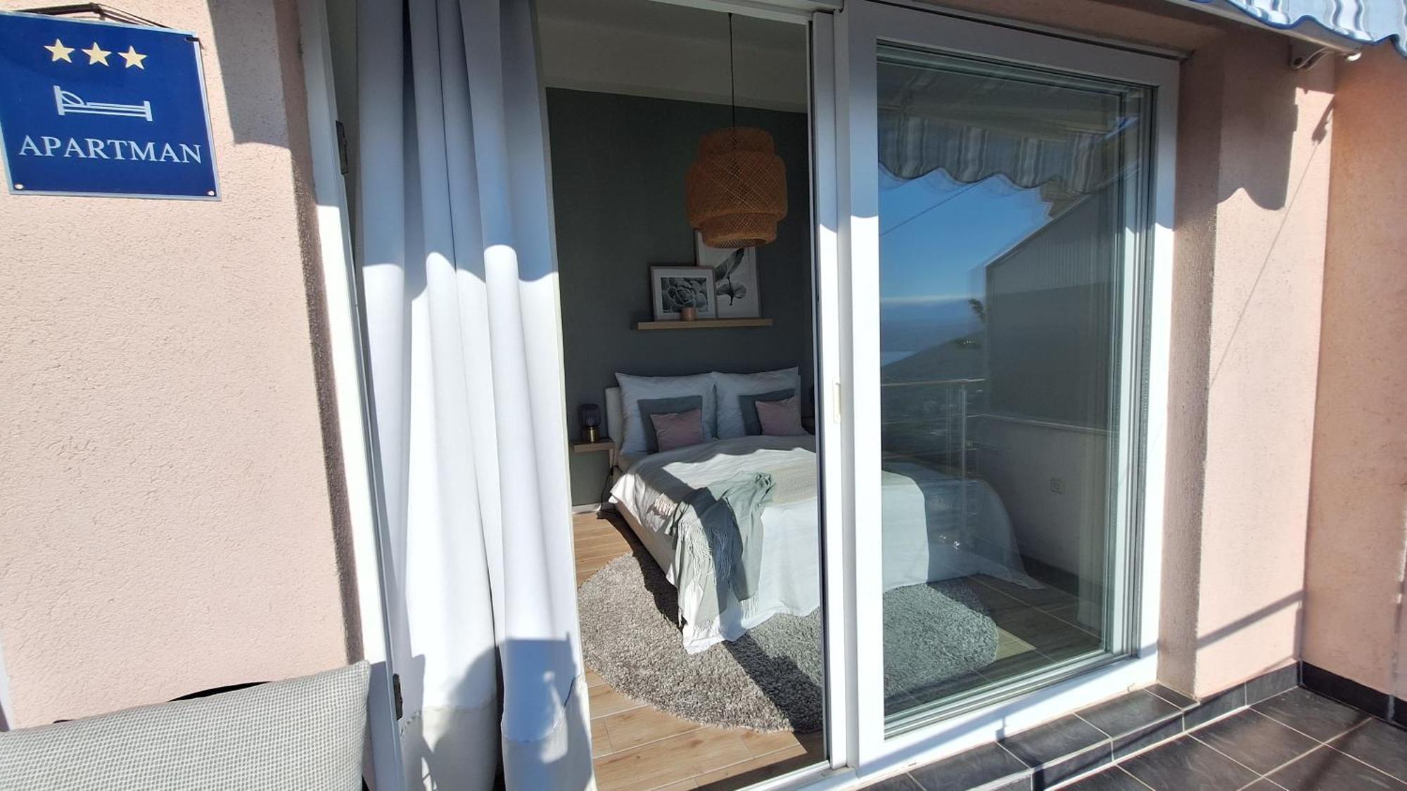 Ferienwohnung Mit 180° Meerblick Dobreć Exterior foto
